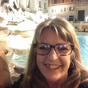 Meet your Posher, Lynette